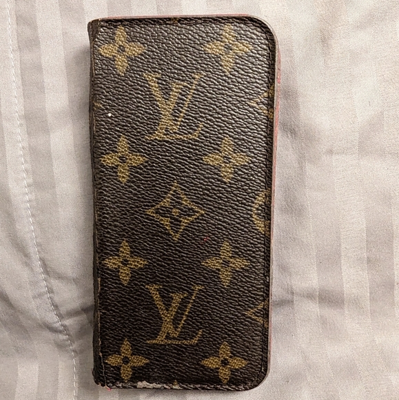 LV MONO PHONECASE - Picture 10 of 11